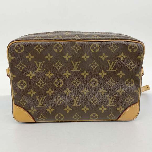 LOUIS VUITTON Brown Monogram Shoulder Bag - Picture 12 of 12